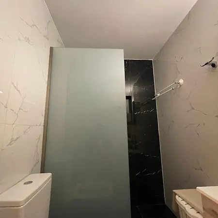 Mare Front Harbor Apartment *