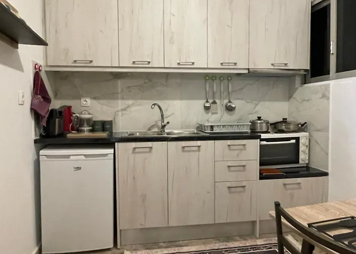 Mare Front Harbor * Koróni